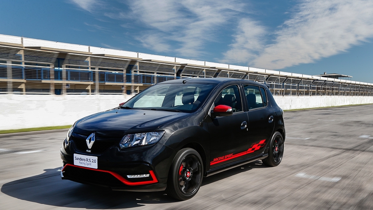 carros esportivos mais baratos Renault Sandero RS 2.0