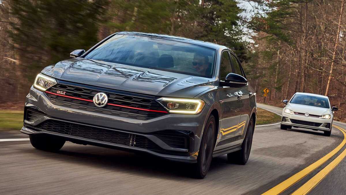 carros esportivos mais baratos Volkswagen Jetta GLI