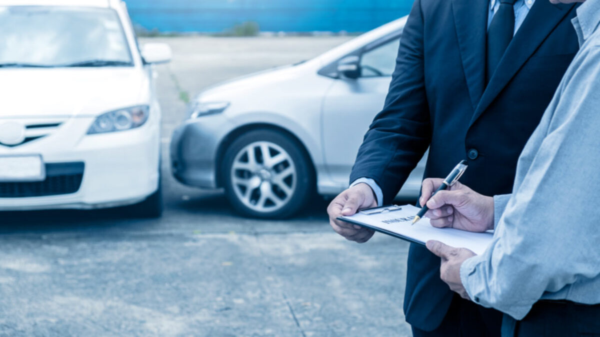 qual é a diferença entre seguro automotivo e proteção veicular