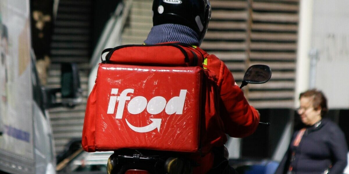 Quanto ganha entregador iFood 2023-