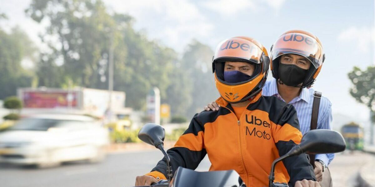 Quanto ganha um Uber motos-