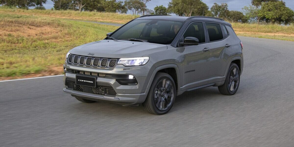 jeep compass com teto solar