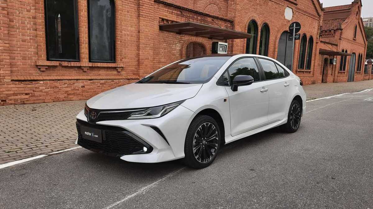 Toyota Corolla PcD com preços a partir de R$131.708,53 em 2023