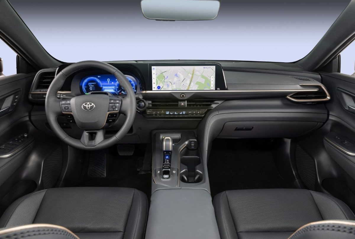 Toyota Crown interior 2024