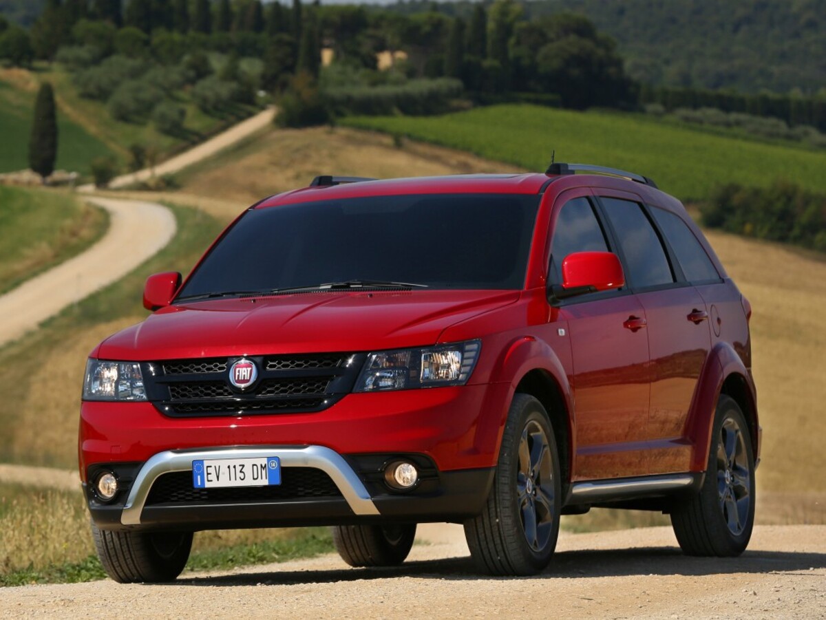 carros para família Fiat Freemont