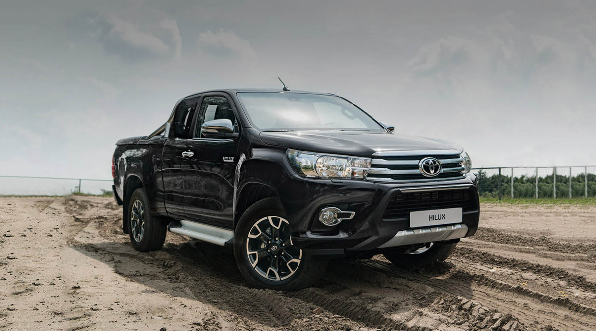 toyota hilux 2024