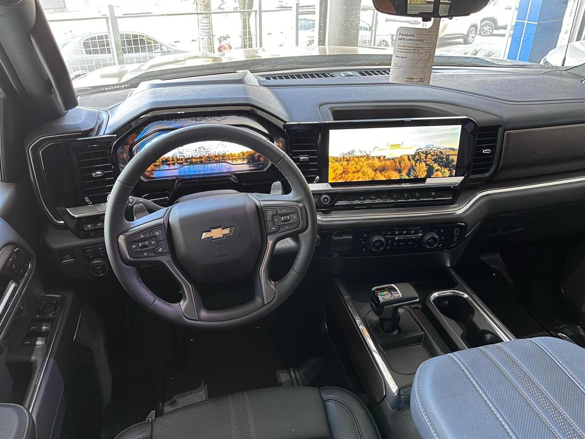 Chevrolet Silverado 2024-