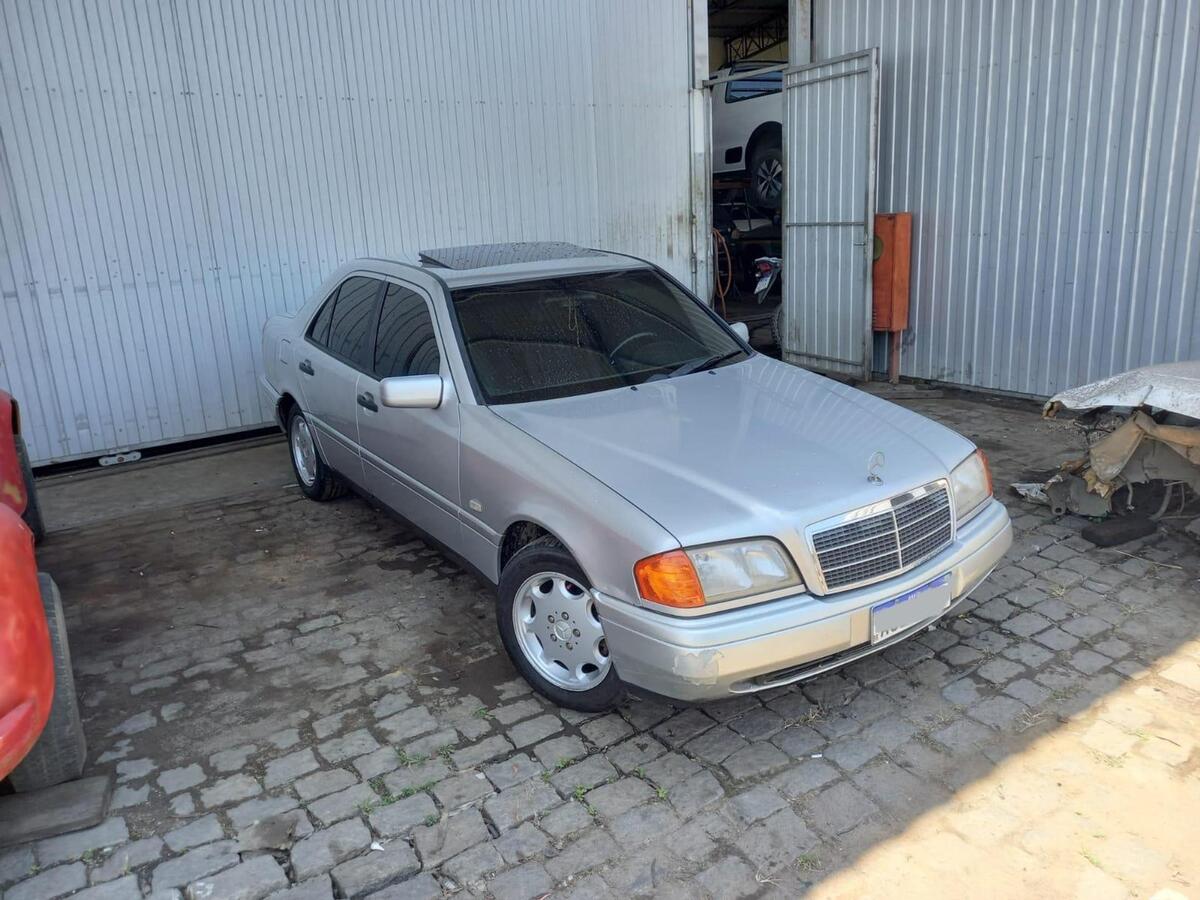 carros de luxo baratos mercedes-benz c 180