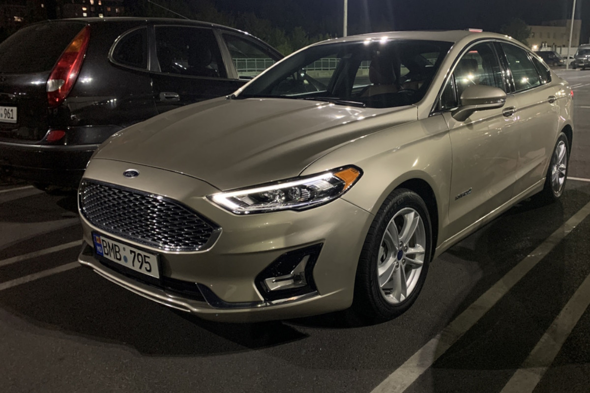 Ford Fusion Hybrid Preço, consumo e vida útil da bateria